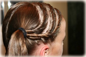 http://silk-hair.ru/images/stories/prich/5/twist-hairstyle-step-9.jpg